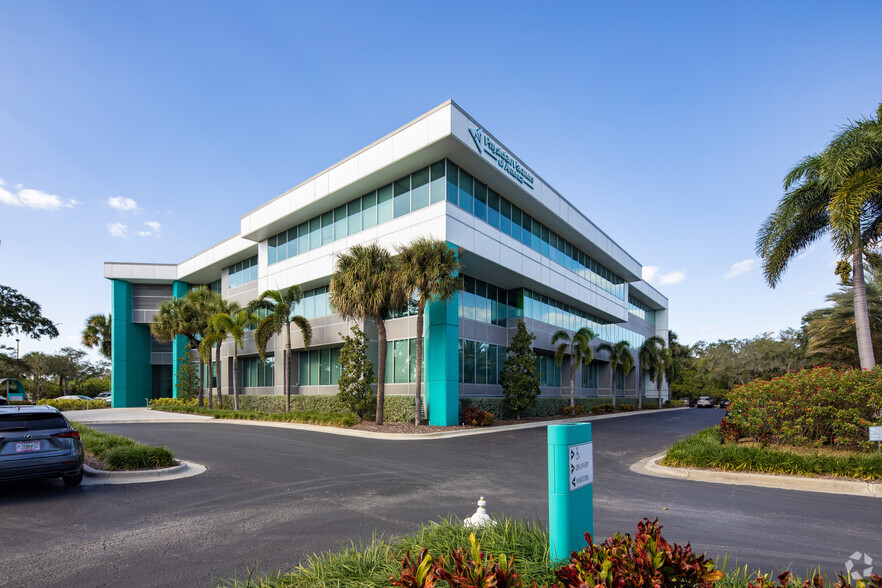 Primary Photo Of 550 N Reo St, Tampa Office For Lease