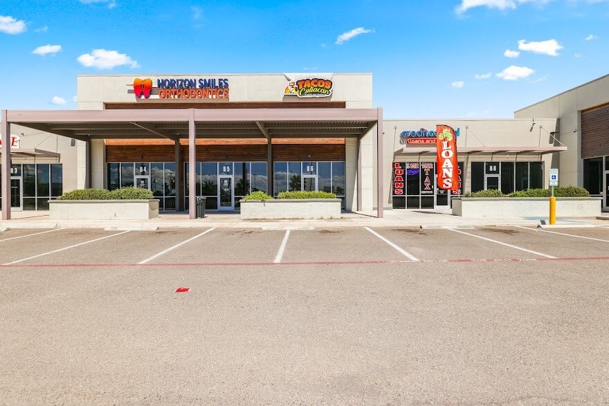 More Photos Of 13791 Horizon Blvd, Horizon City Unknown For Lease