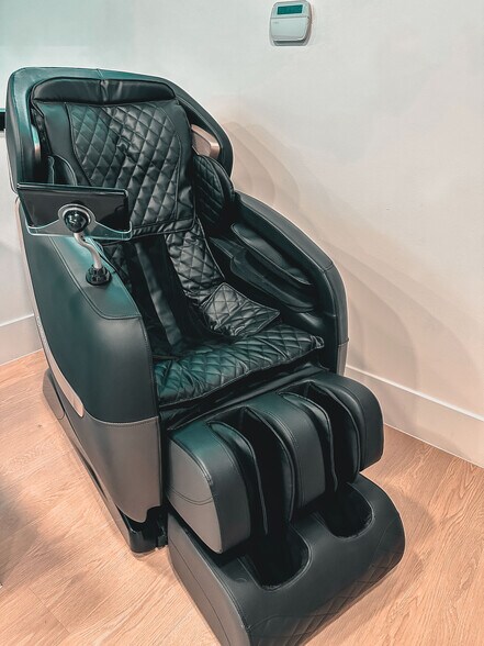 More Photos Of 10718 S Beckstead Ln, South Jordan Coworking Space