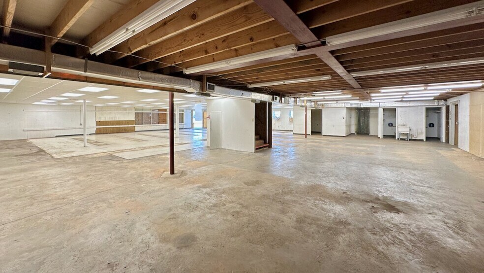 More Photos Of 3107 Spring Hill Ave, Mobile Freestanding For Sale