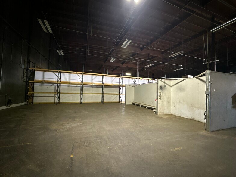 More Photos Of 99 Kentucky Street, Gridley Warehouse For Lease