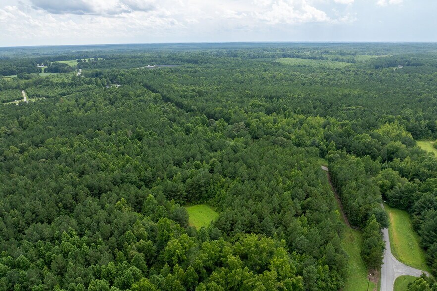 More Photos Of Dogwood Lane Ln @ K-V Road, Kenbridge Land For Sale
