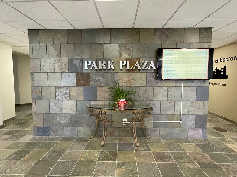 More Photos Of 301 S 70th St, Lincoln Office For Sale