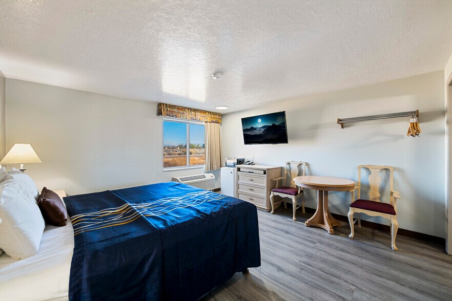 More Photos Of 75 S 350 E, Delta Hotel For Sale