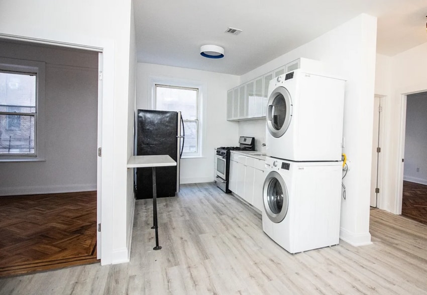 More Photos Of 564 Flatbush Ave, Brooklyn Multifamily For Sale