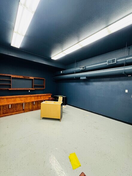 More Photos Of 115 Anza St, Fremont General Retail For Lease