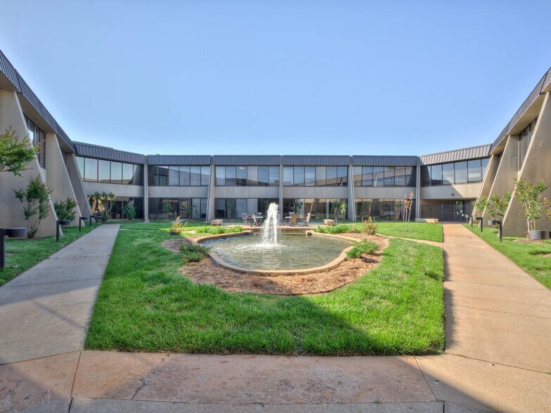More Photos Of 4334 NW Expressway, Oklahoma City Office For Lease