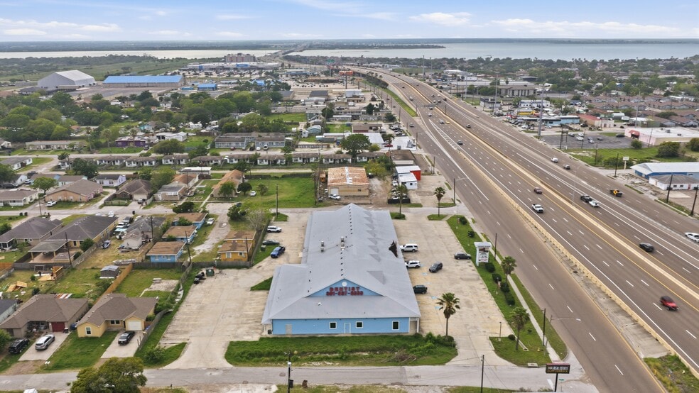 More Photos Of 9929 S Padre Island Dr, Corpus Christi Storefront For Sale