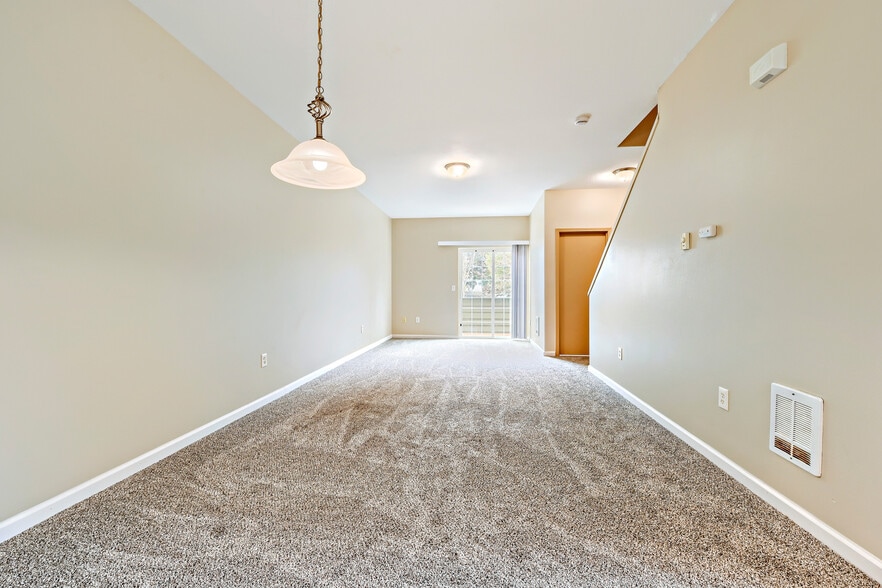 More Photos Of 8423-8451 SE Brooklyn St, Portland Apartments For Sale
