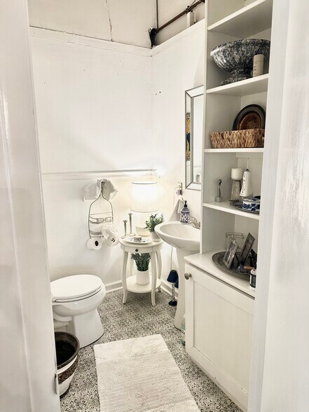 More Photos Of 296 White Bridge Pike, Nashville Loft Creative Space For Lease