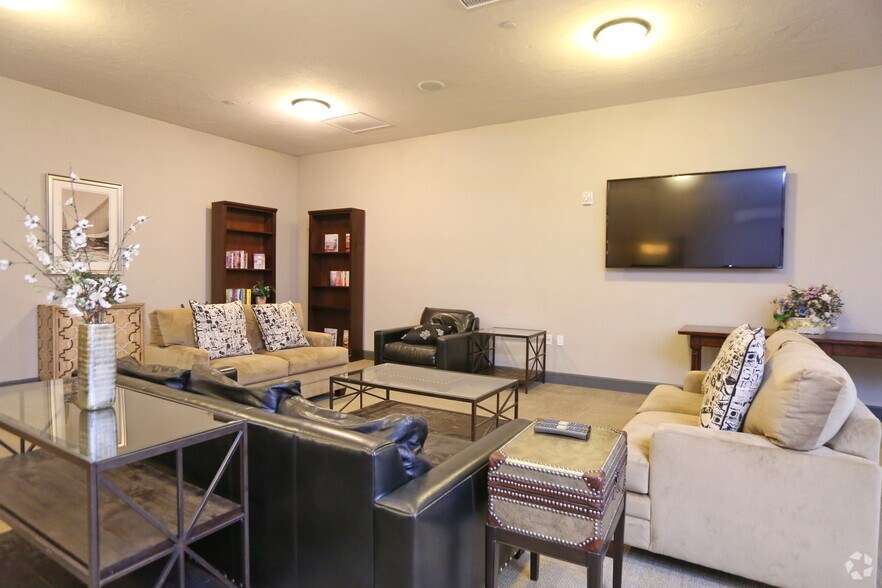 More Photos Of 5005 Main St, Ruston Apartments For Lease