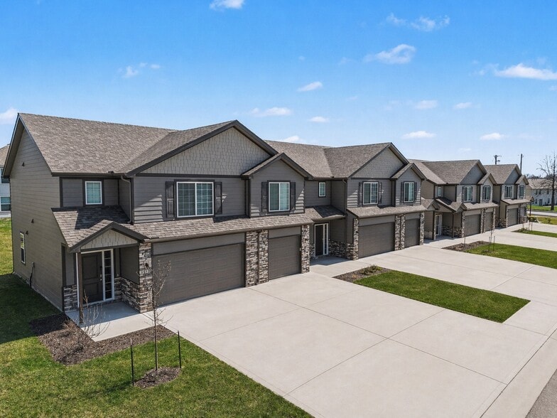 More Photos Of Shale Ct, Grain Valley Apartments For Sale