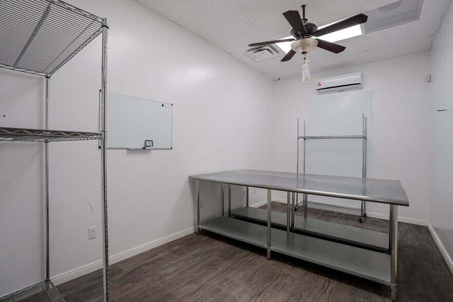 More Photos Of 1581 Boyles Way, Camp Verde Manufacturing For Sale