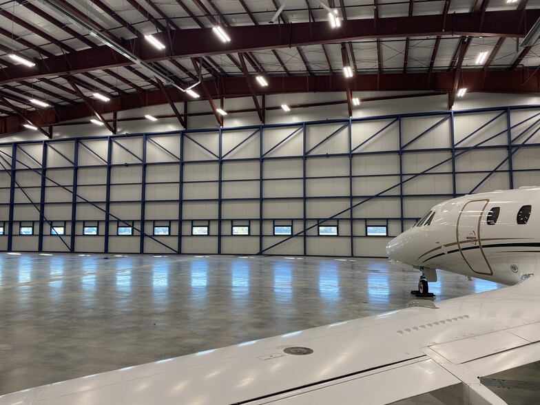 More Photos Of 5175 Old Airport Rd, Hazle Township Airplane Hangar For Lease