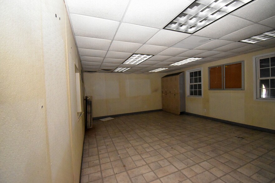 More Photos Of 7260 Ky Route 114, Prestonsburg Warehouse For Sale