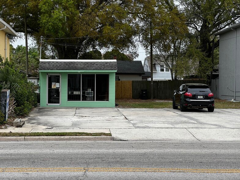 More Photos Of 2925 W Columbus Dr, Tampa Freestanding For Sale