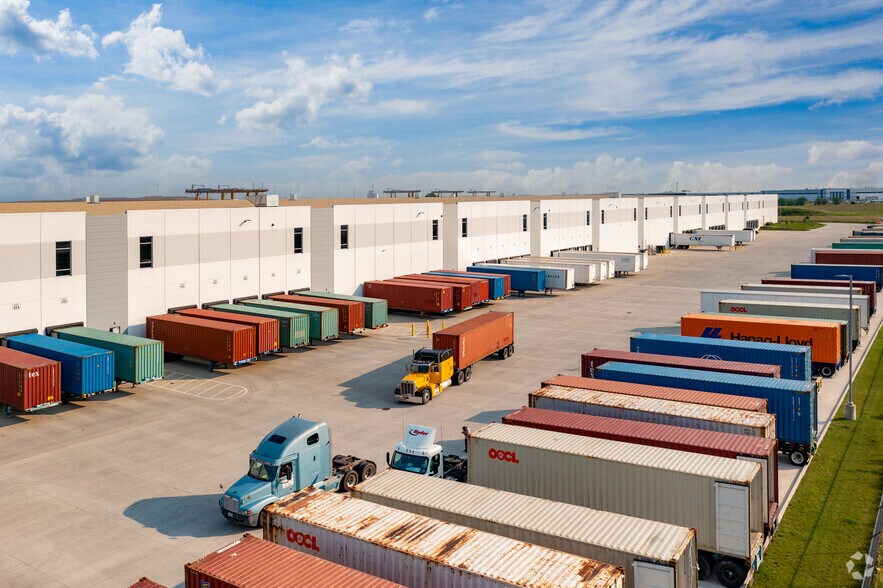 Primary Photo Of 3901 Brandon Rd, Joliet Distribution For Lease