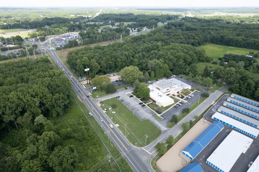 More Photos Of 390 N Broadway, Pennsville Medical For Sale