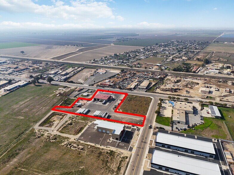 More Photos Of 3550 S K St, Tulare Industrial For Sale