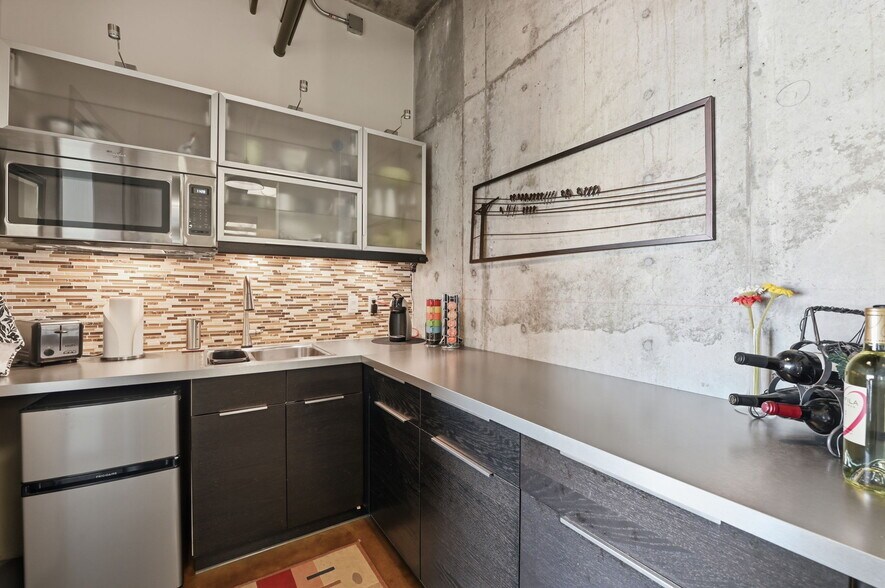 More Photos Of 301 Mission Ave, Oceanside Apartments For Sale