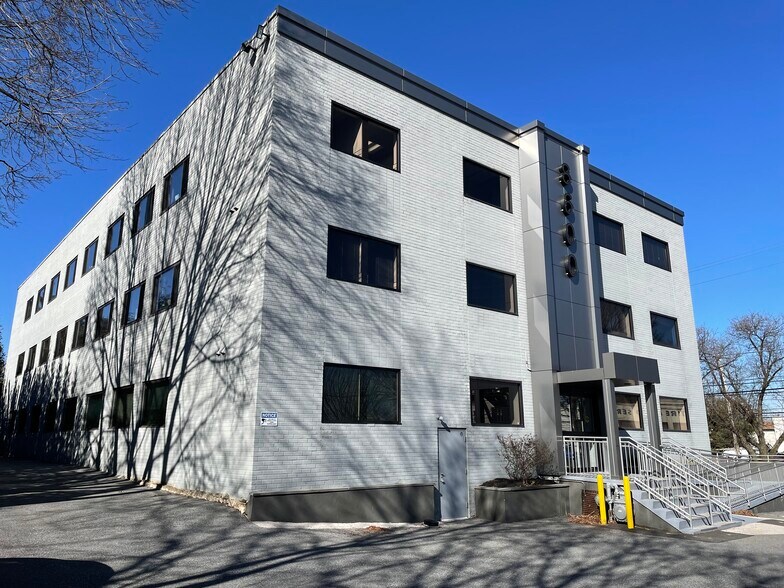 Primary Photo Of 8600 West Chester Pike, Upper Darby Township Office For Sale