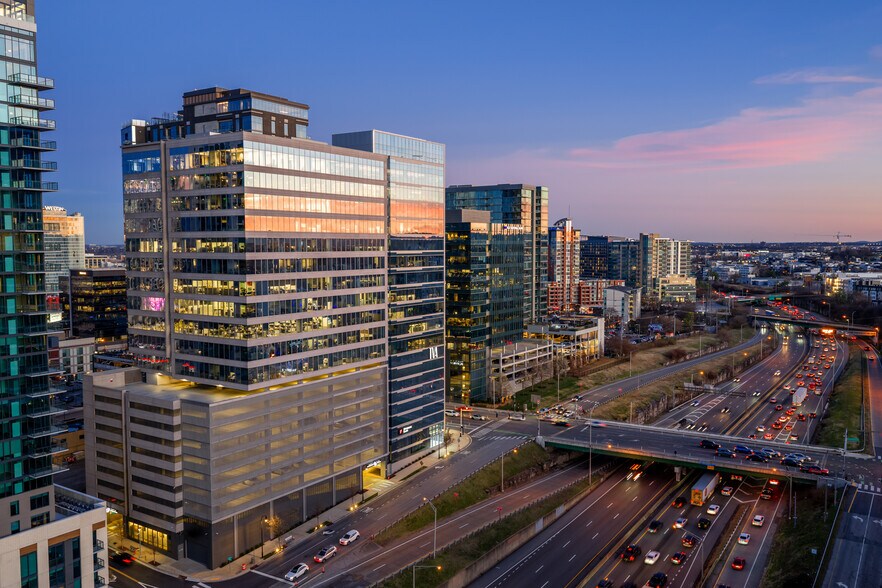 More Photos Of 1222 Demonbreun St, Nashville Office For Lease
