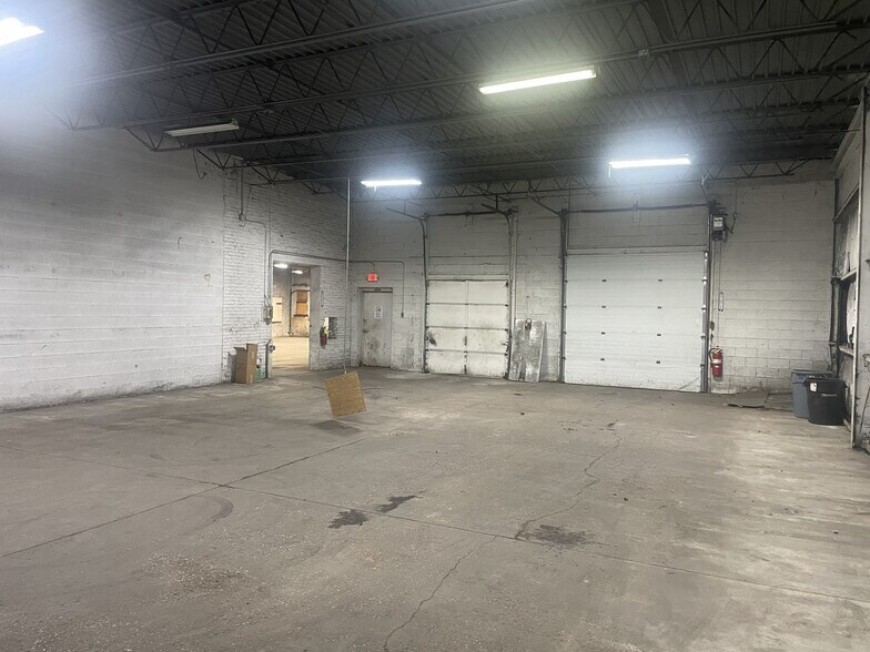 More Photos Of 602 Iowa Ct, North Fond Du Lac Industrial For Lease
