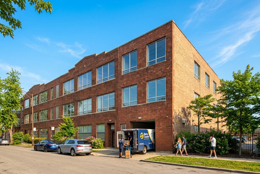 Primary Photo Of 1640 W Walnut St, Chicago Loft Creative Space For Lease