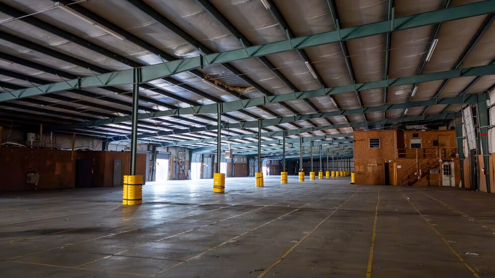 More Photos Of 1139 County Road 67, Myrtle Distribution For Sale