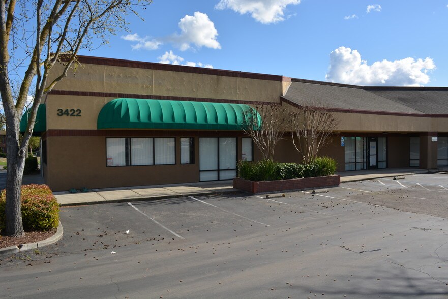 More Photos Of 3410 W Hammer Ln, Stockton Freestanding For Lease