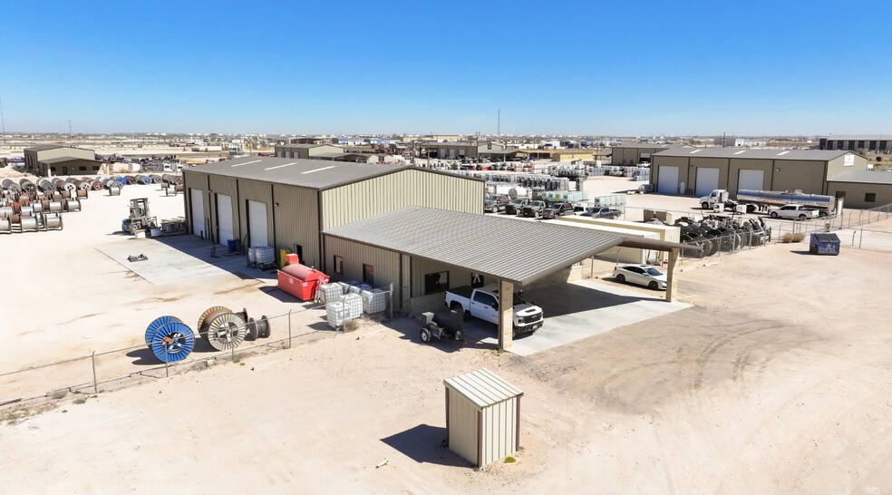 More Photos Of 1409 E County Road 120, Midland Warehouse For Lease
