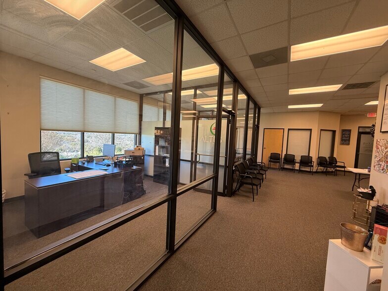 More Photos Of 1002 Marble Heights Dr, Marble Falls Medical For Lease