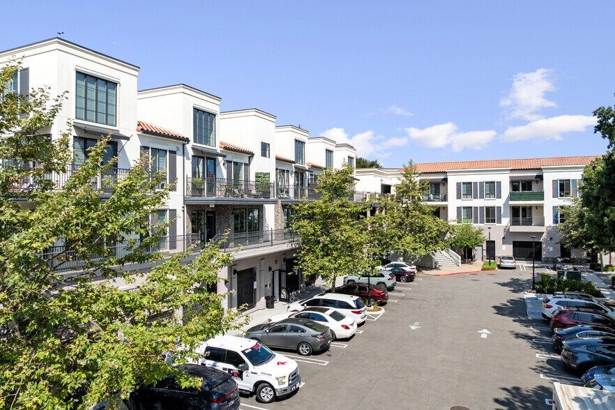 More Photos Of 1710 E Thousand Oaks Blvd, Thousand Oaks Apartments For Lease