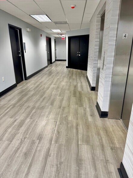 More Photos Of 3511 W Commercial Blvd, Fort Lauderdale Office For Lease