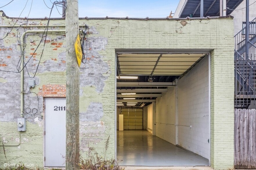 More Photos Of 2111 W. Grand Avenue, Chicago, IL, Chicago Warehouse For Lease