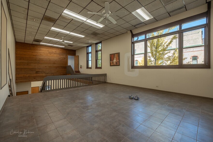 More Photos Of 23 Douglas Ave, Elgin Storefront Retail Office For Sale