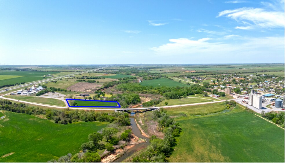 More Photos Of 3062 Interstate 40 S Service Road, Hydro Land For Sale