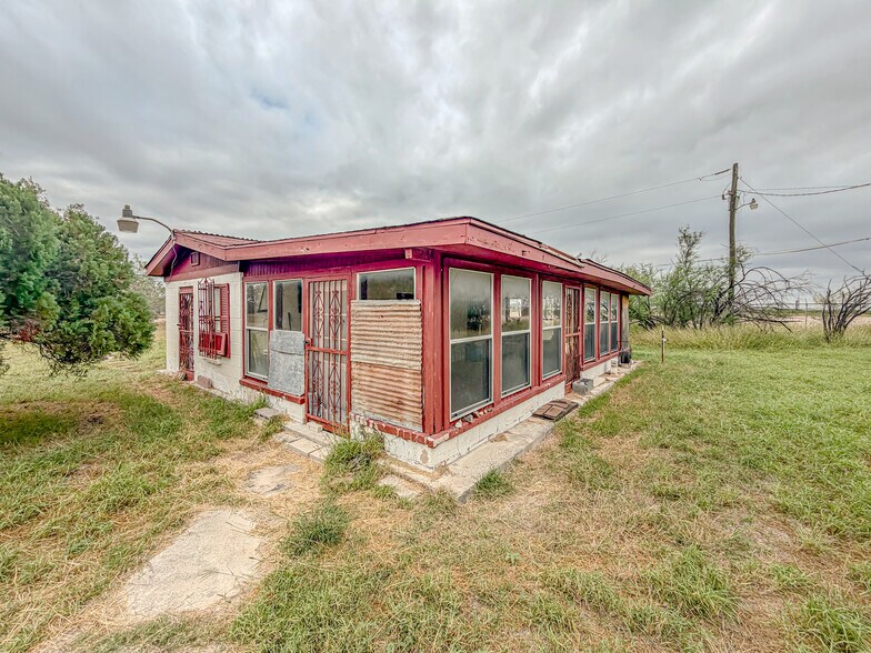 More Photos Of 587 Garza Jones Ln, Laredo Land For Sale