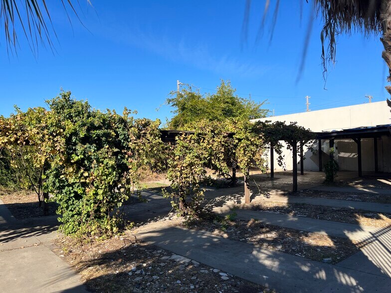 More Photos Of 7145 Watt Ave, North Highlands Land For Lease