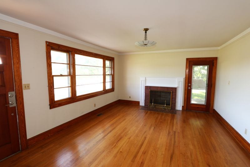 More Photos Of 2541 Locust Hill Rd, Taylors Office Residential For Lease