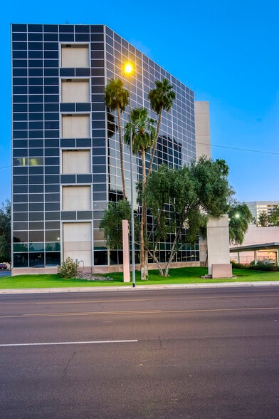 More Photos Of 3330 N 2nd St, Phoenix Medical For Lease