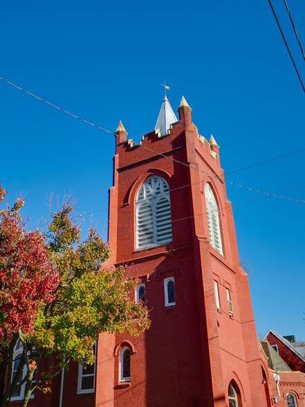 More Photos Of 2600 E Marshall St, Richmond Religious Facility For Sale