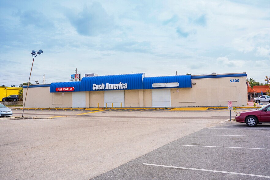 Primary Photo Of 5218-5398 Silver Star Rd, Orlando Unknown For Lease