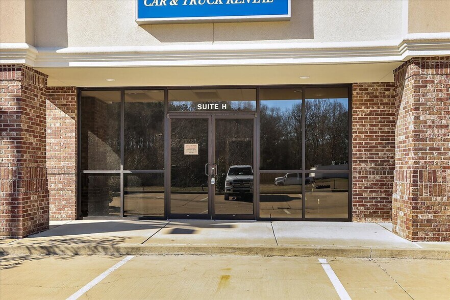 More Photos Of 2799 Highway 49 S, Florence Freestanding For Lease