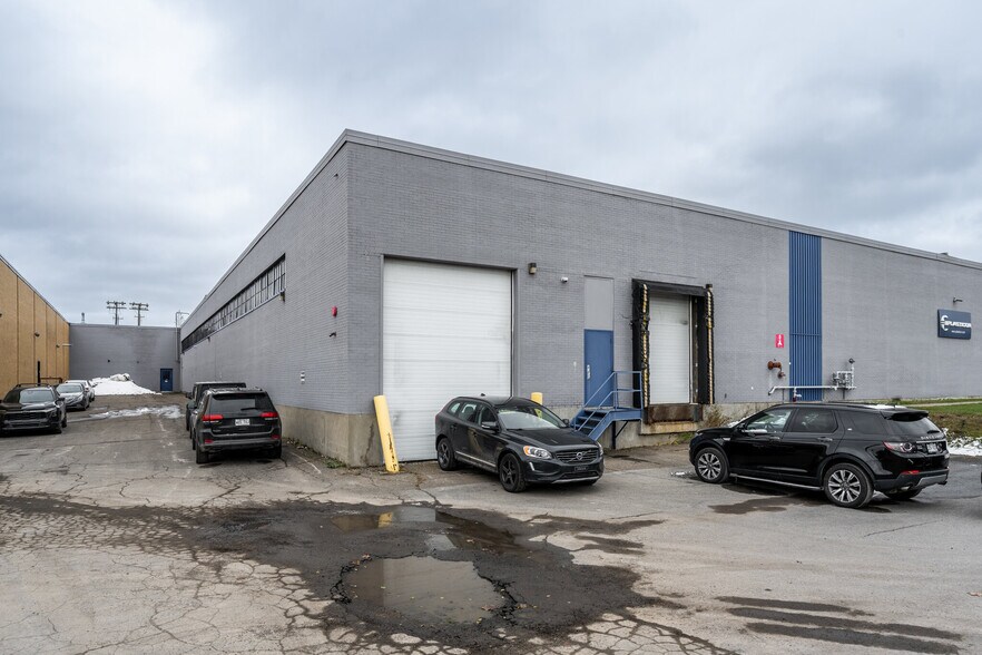 More Photos Of 1170 Ave 50th, Montréal Warehouse For Sale