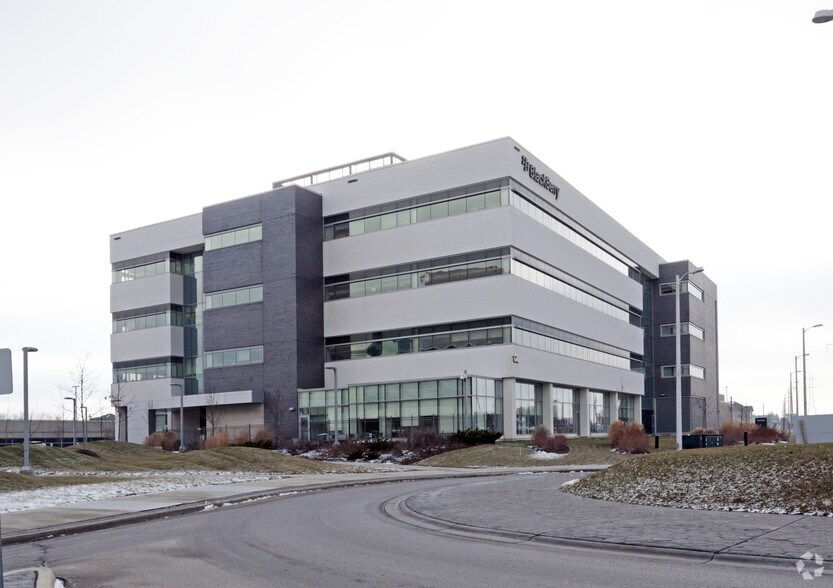 More Photos Of 2240 University Ave E, Waterloo Office For Lease