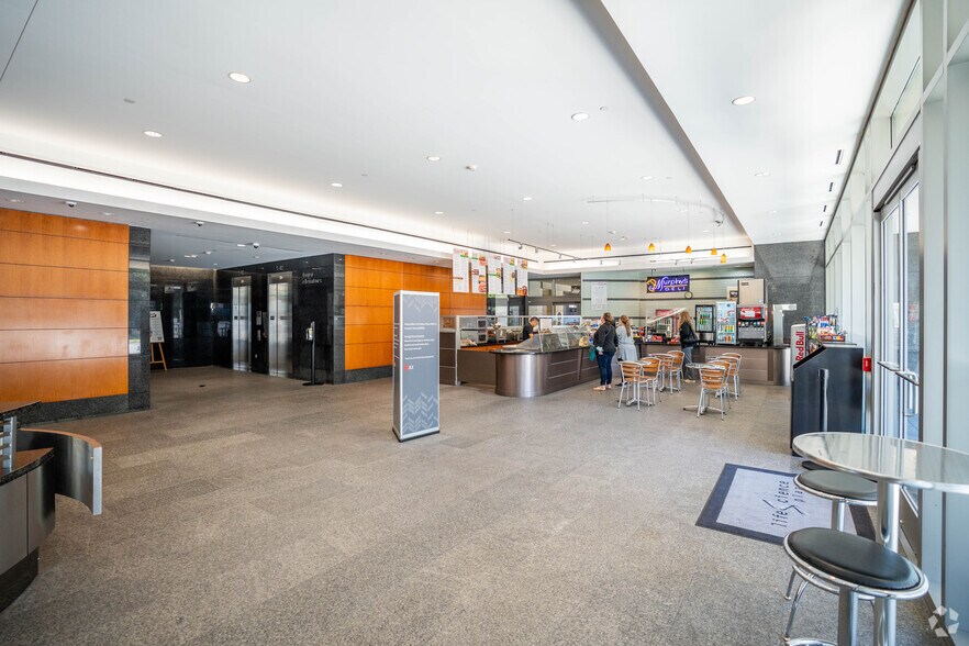 More Photos Of 2130 W Holcombe Blvd, Houston Medical For Lease
