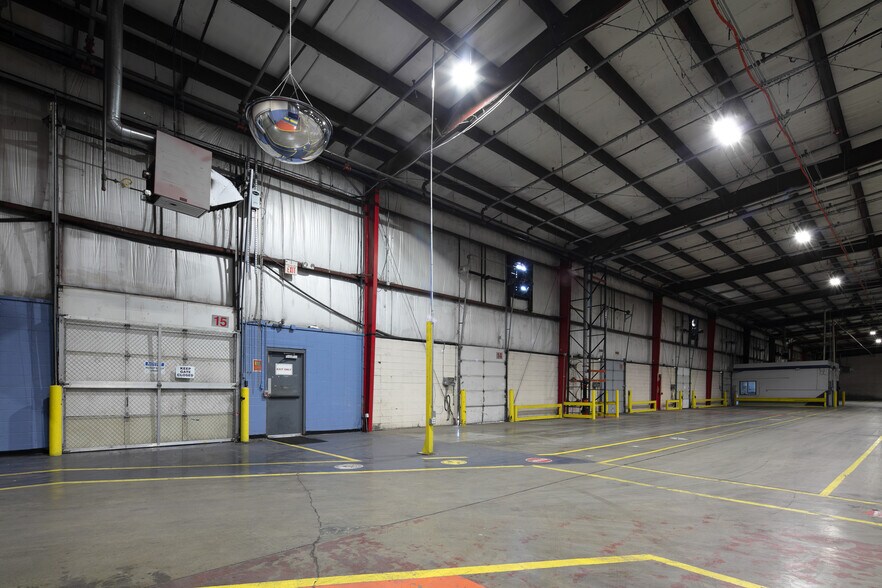 More Photos Of 108 Summer Ct, Georgetown Warehouse For Lease