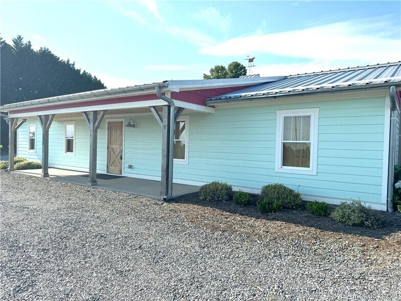 More Photos Of 150 Pine Ridge Rd, Mount Airy Warehouse For Sale