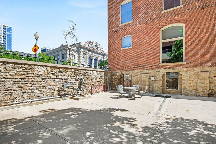 More Photos Of 1660 17th St, Denver Office Residential For Sale